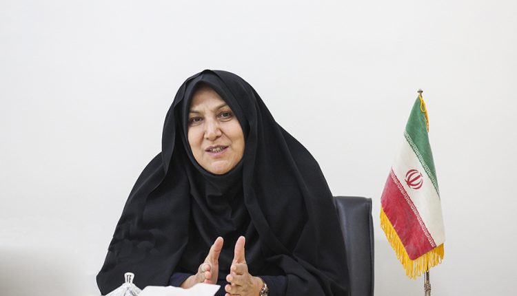 زهرا موسی پور مدیرکل امور اجتماعی استانداری بازنشسته شد